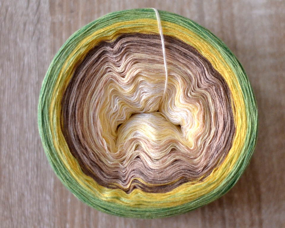 BLÍŽENEC - Duhovka + minerální kámen 