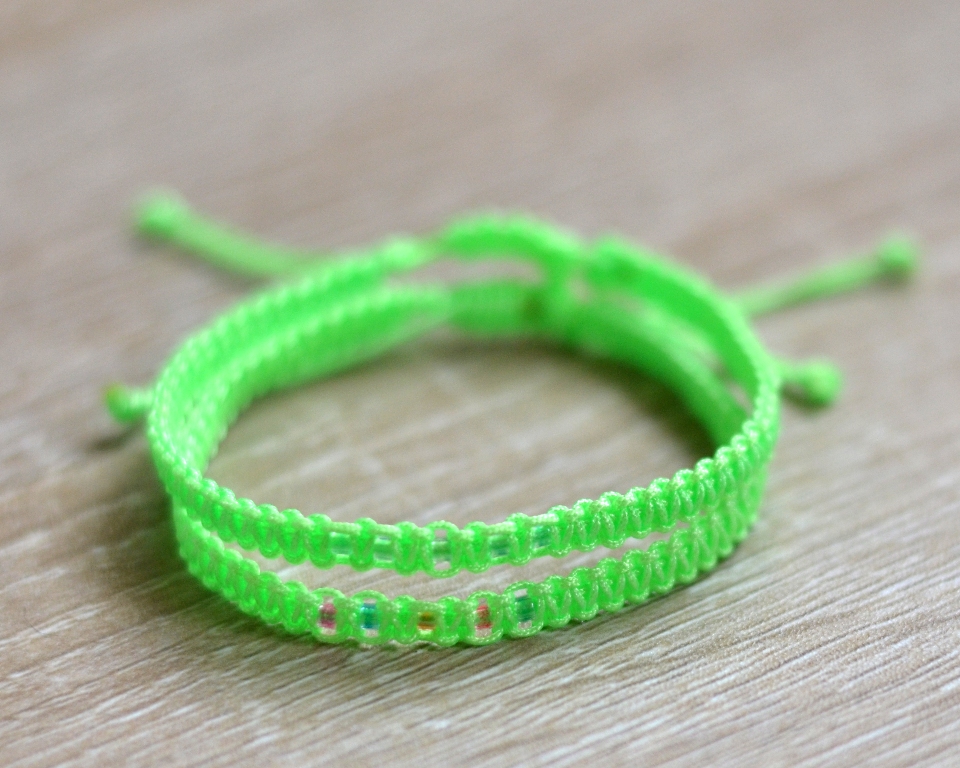 Duhovka + dva náramky/zelené